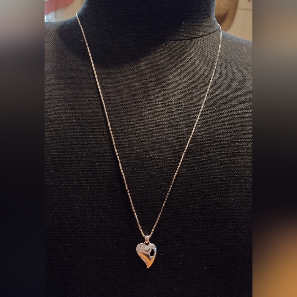 Solid Sterling Silver Designer Heart Necklace - image 8